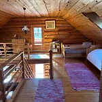 Kuningatalu Palkmaja Holiday home *