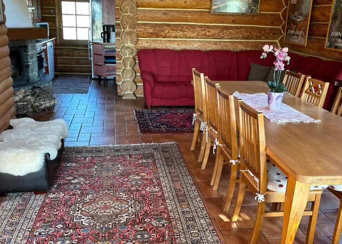 Kuningatalu Palkmaja Puhkemaja